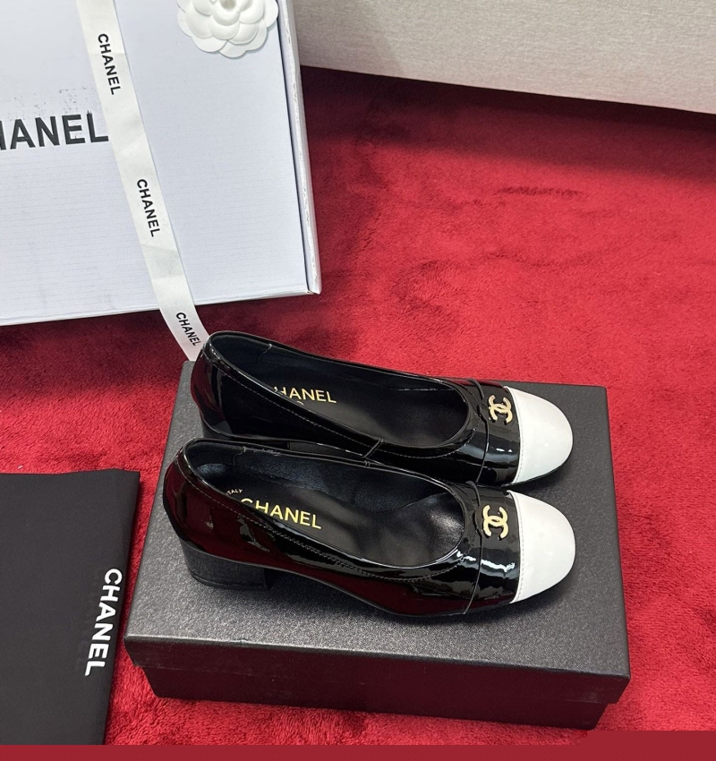 Ch*el high heels